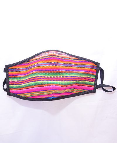 masque artisanal du Pérou