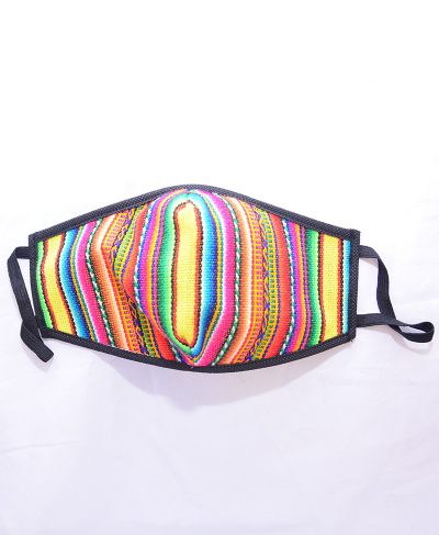 masque artisanal du Pérou